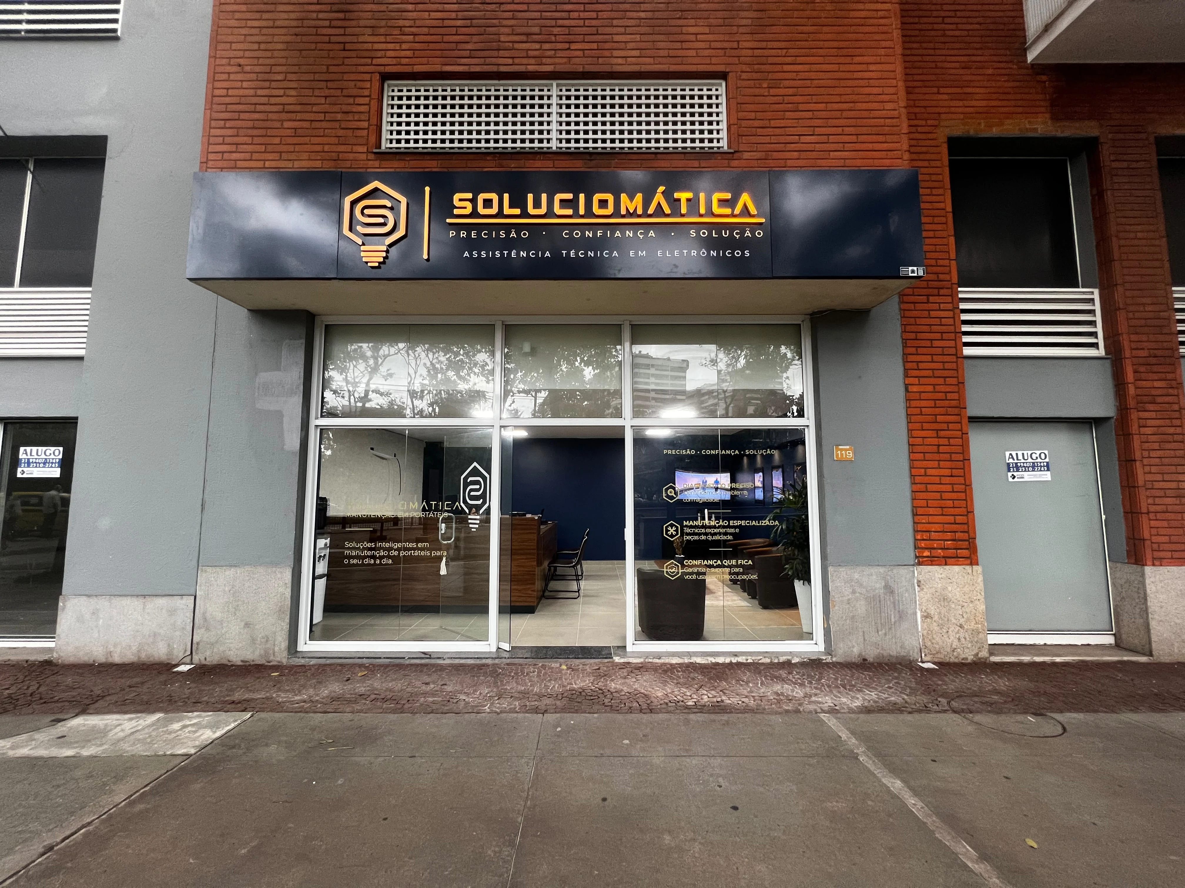 Fachada da unidade Barra da Soluciomática, Loja 119